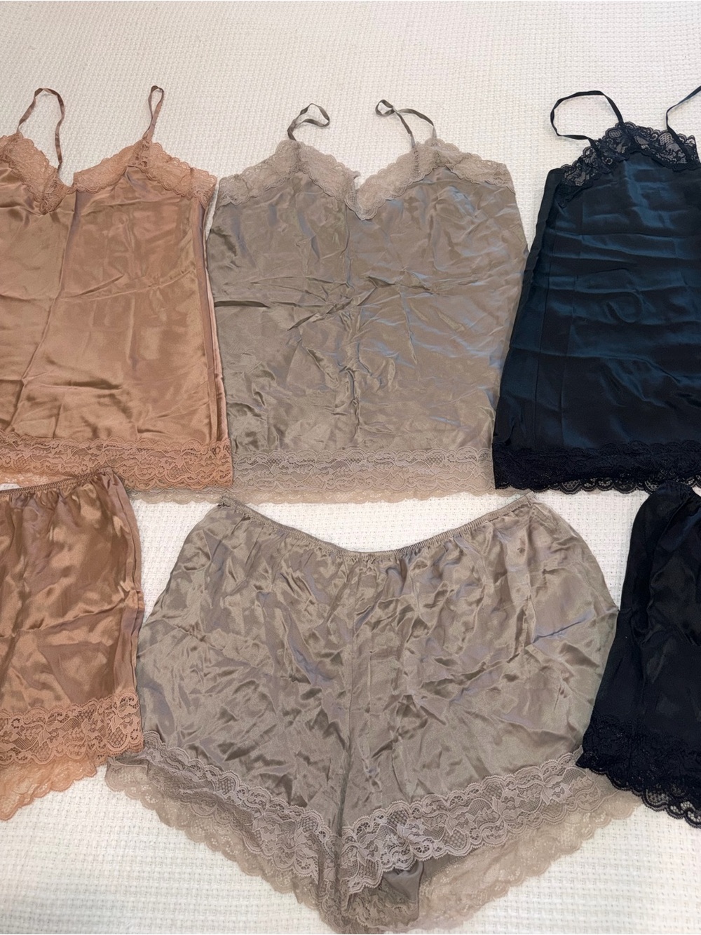 intimissimi Silk Lace-Trim Set of 3 - Picture 3 of 4